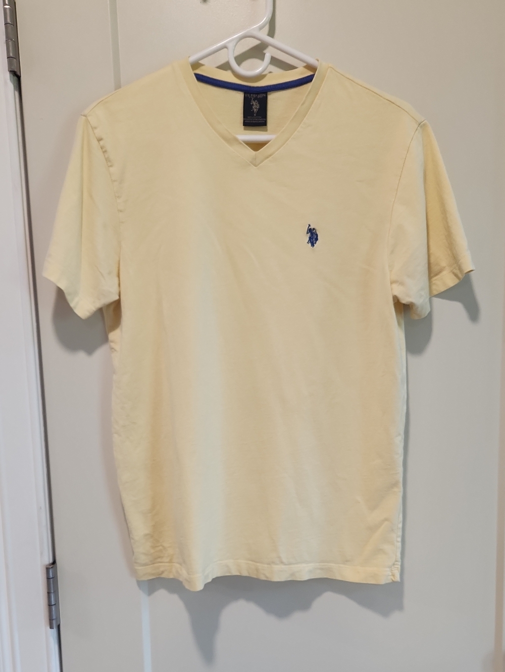 U.S. Polo Assn. Men’s V-Neck Tee in Light Yellow with Navy Logo